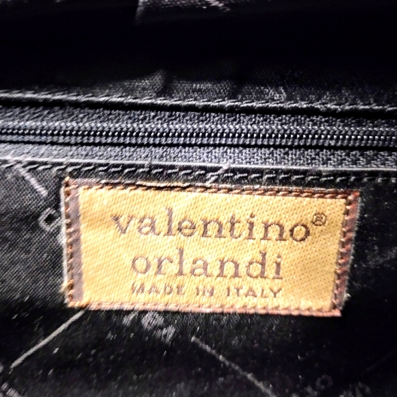 Vintage Valentino Orlando black suede bag - Picture 10 of 10